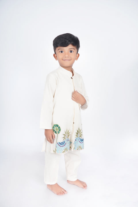 Off-White Kids Kurta Pajama with Threadwork Elephant Embroidery