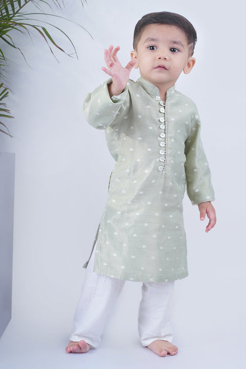 Green kurta pajama