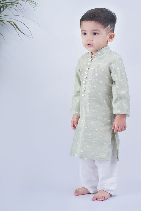 Green kurta pajama